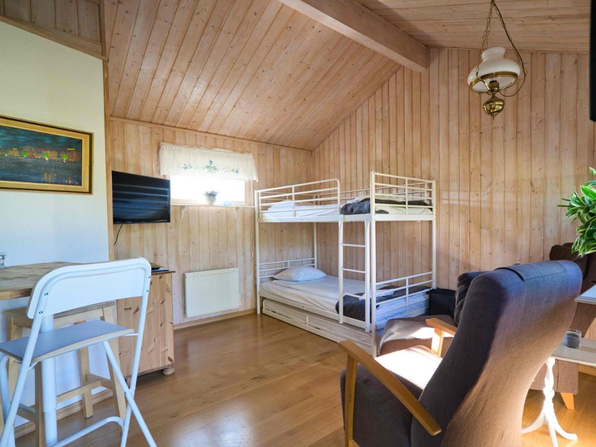 Rosenborgs Friluftspensionats Stugor Med Koek Farjestaden Luaran gambar